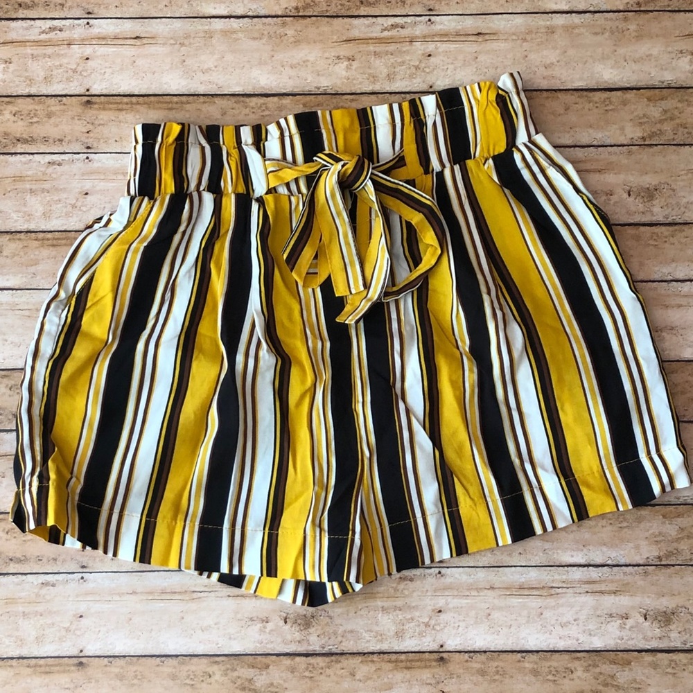 Vertical Stripe Paperbag Shorts